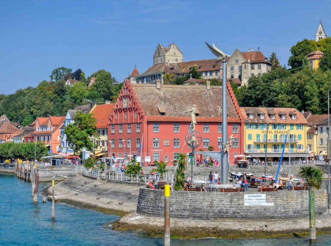052_Schoene Aussichten Touristik-Bodensee-pixabay-meersburg-4606408_1280